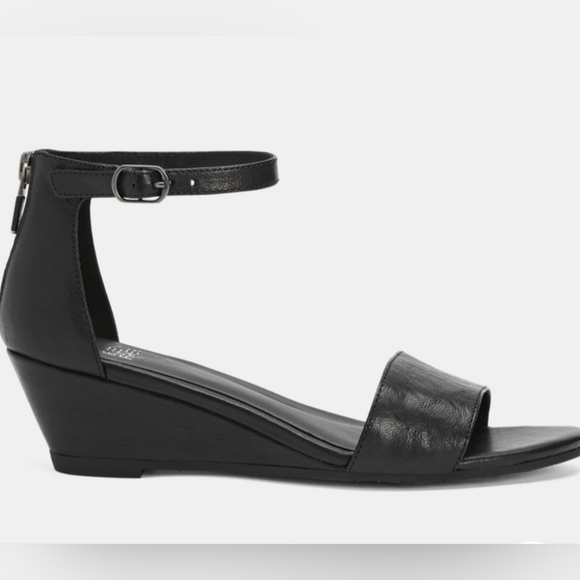 New Eileen Fisher Black Tumbled Leather Ankle Strap Wedge Samdal Size 6.5 - Picture 1 of 8